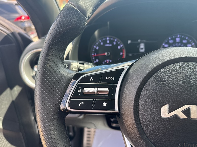 2023 Kia Forte GT-Line photo 22