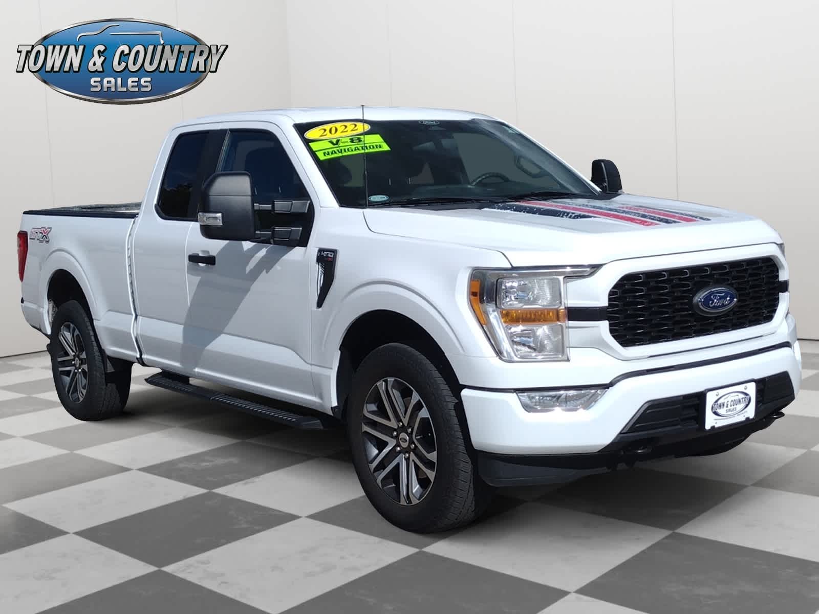 2022 Ford F-150 XL's photo