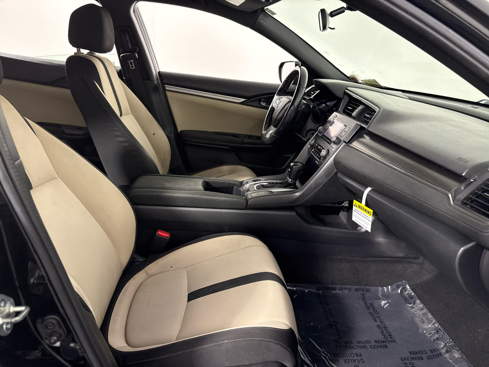 2018 Honda Civic Hatchback Sport photo 19