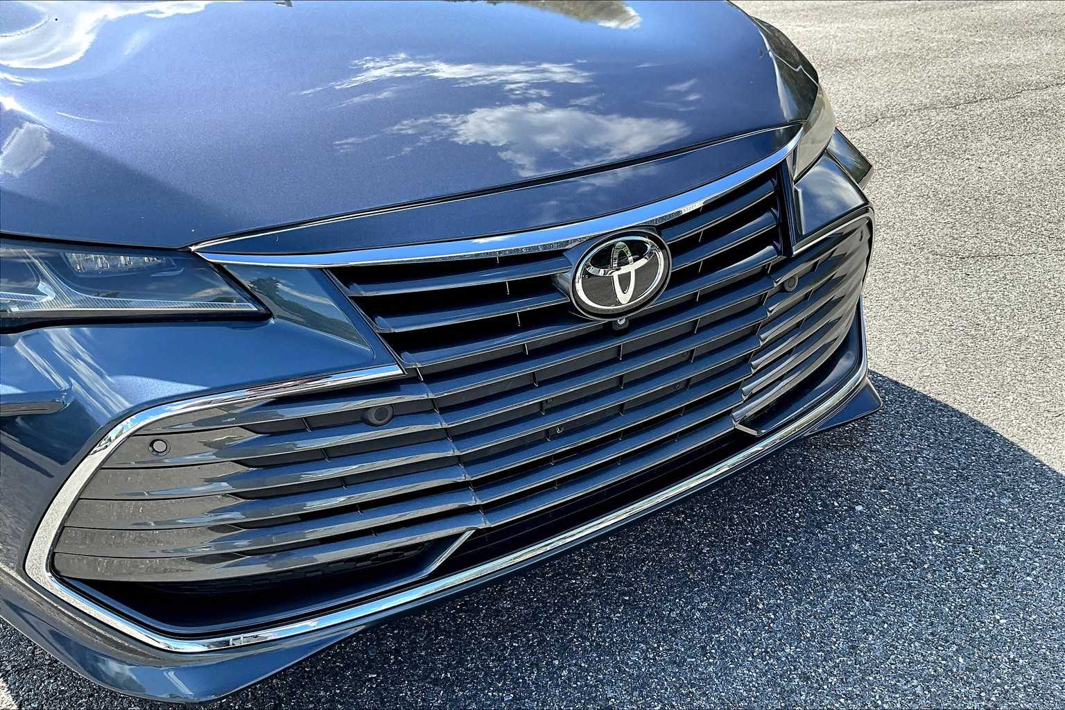 2020 Toyota Avalon Limited photo 27