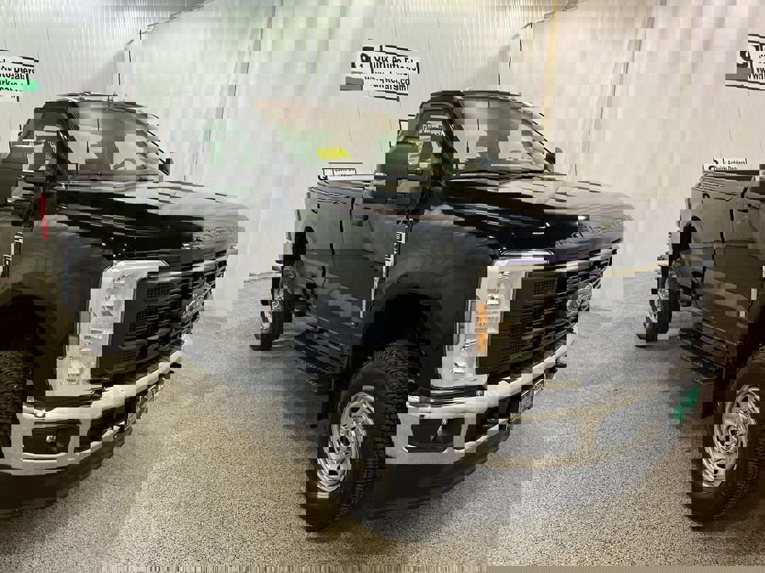 2026 Ford F-250 Super Duty XL's photo