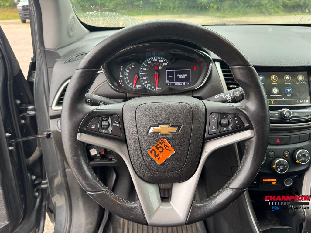 2019 Chevrolet Trax LT photo 12