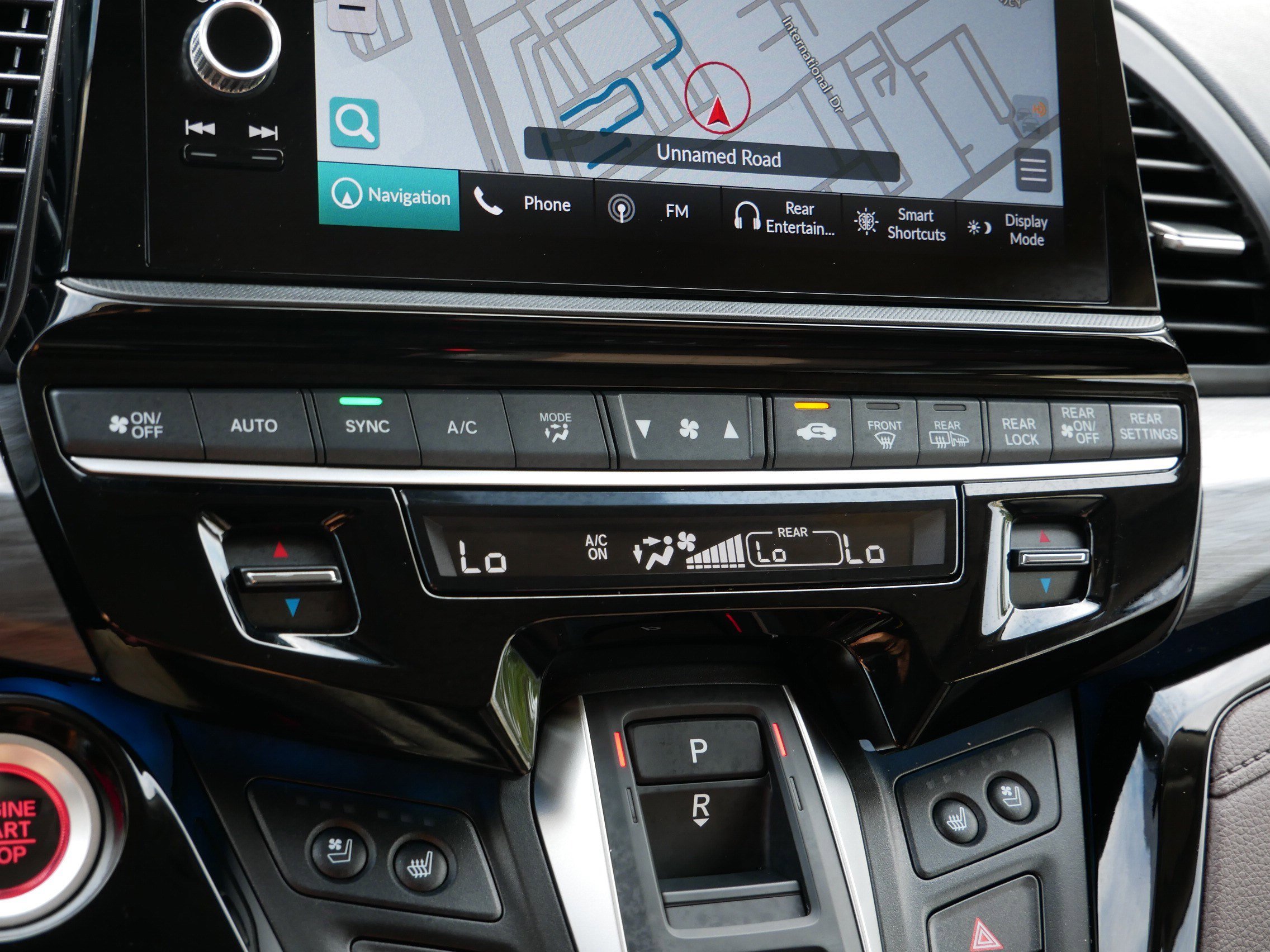 2025 Honda Odyssey Elite photo 23