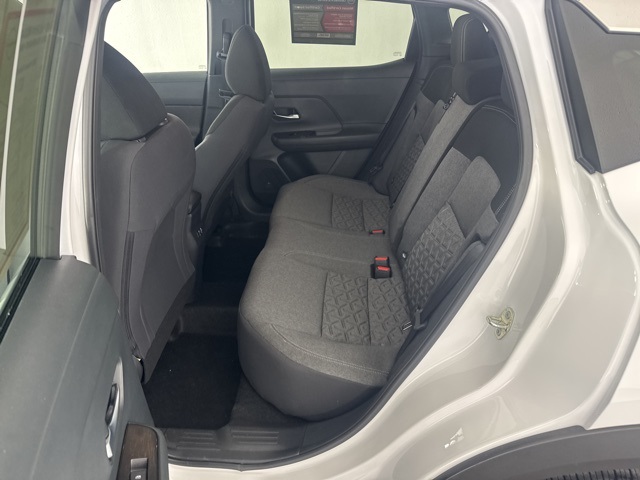 2025 Nissan Kicks SV photo 4