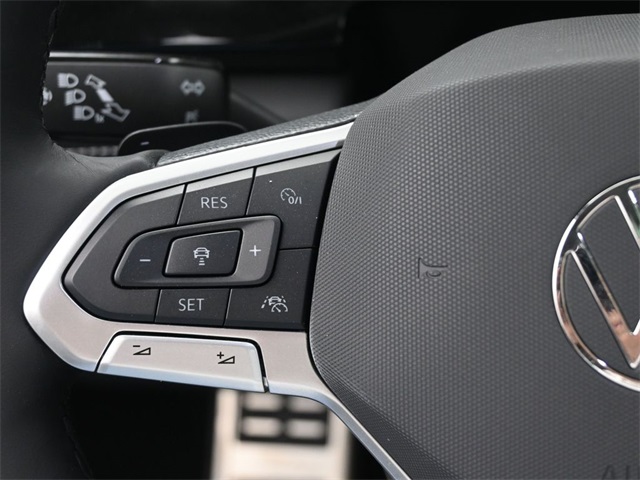 2025 Volkswagen Atlas SEL Premium R-Line photo 21