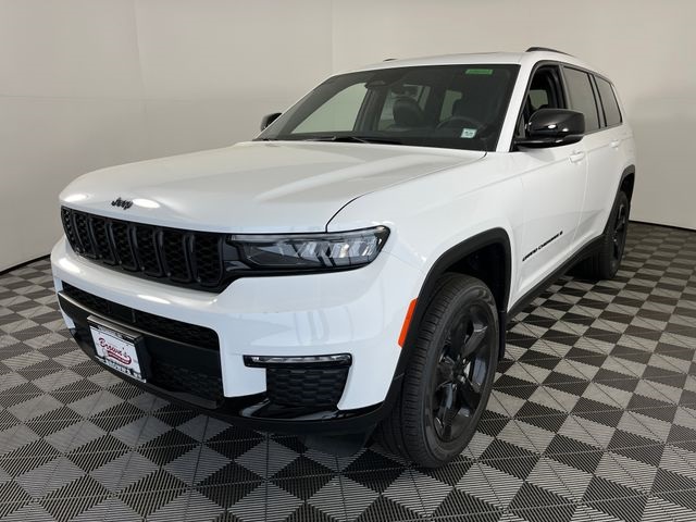 2025 Jeep Grand Cherokee Limited photo 5
