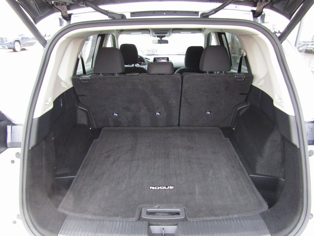 2024 Nissan Rogue SV photo 25