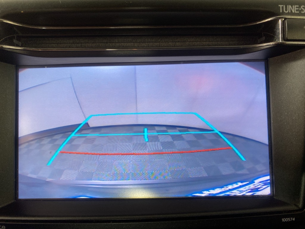 2016 Toyota RAV4 LE photo 3