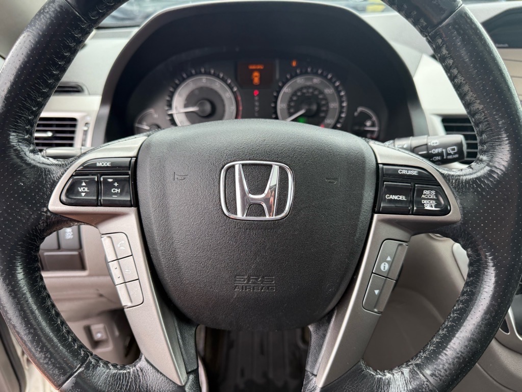 2016 Honda Odyssey Touring Elite photo 20
