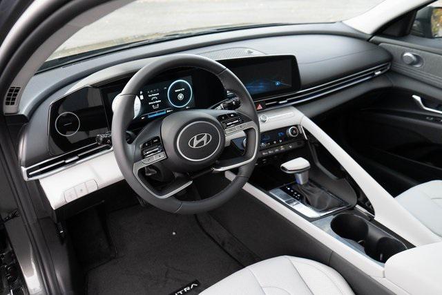 2026 Hyundai Elantra Limited photo 2