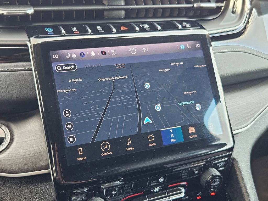 2023 Jeep Cherokee Base photo 18