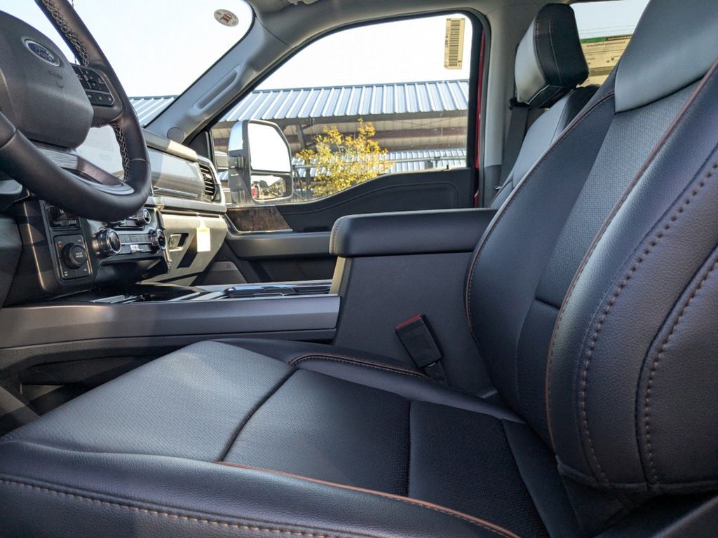 2025 Ford F-350 Lariat photo 20