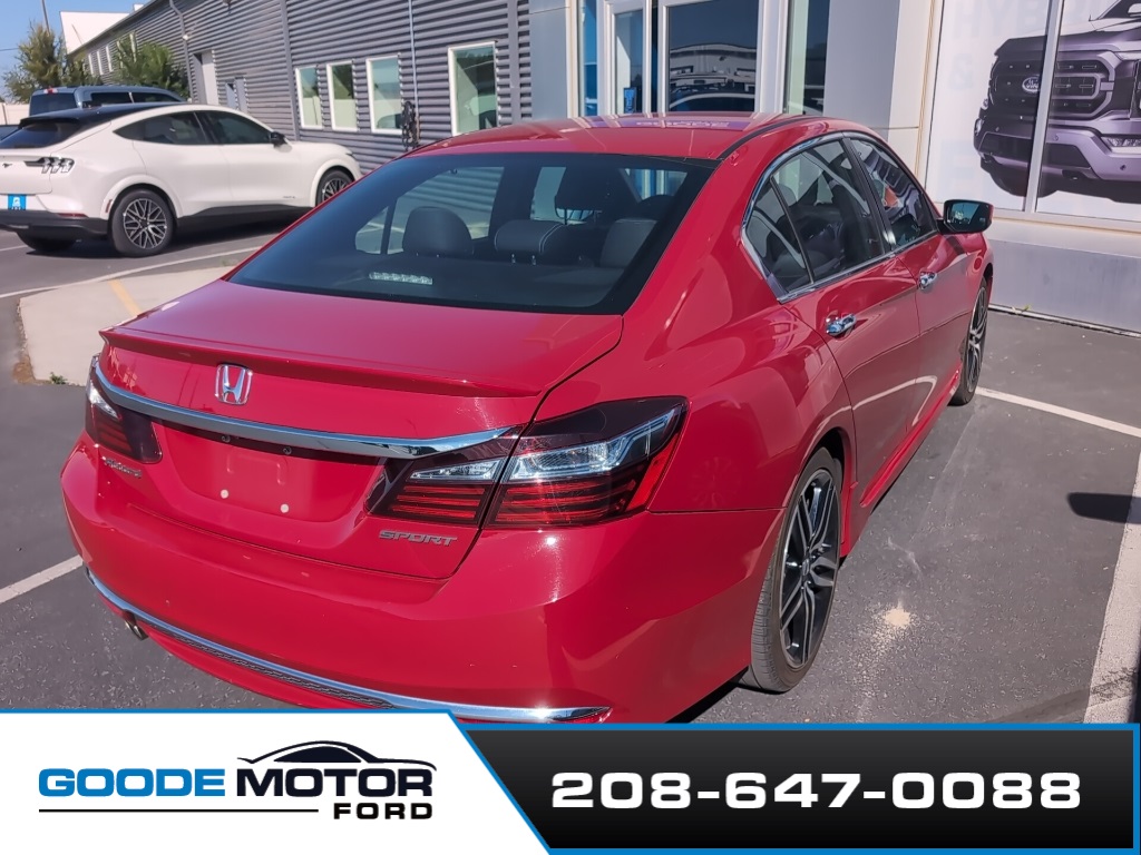 2017 Honda Accord Sport photo 3