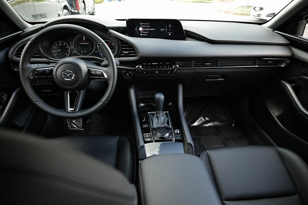 2025 Mazda Mazda3 2.5 s Preferred Hatchback photo 24