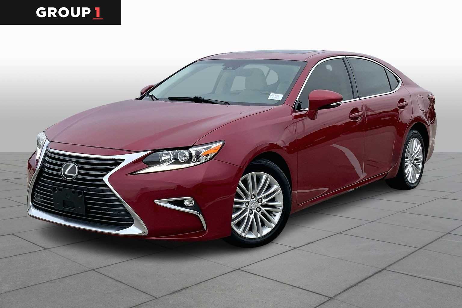 2017 Lexus ES Base's photo