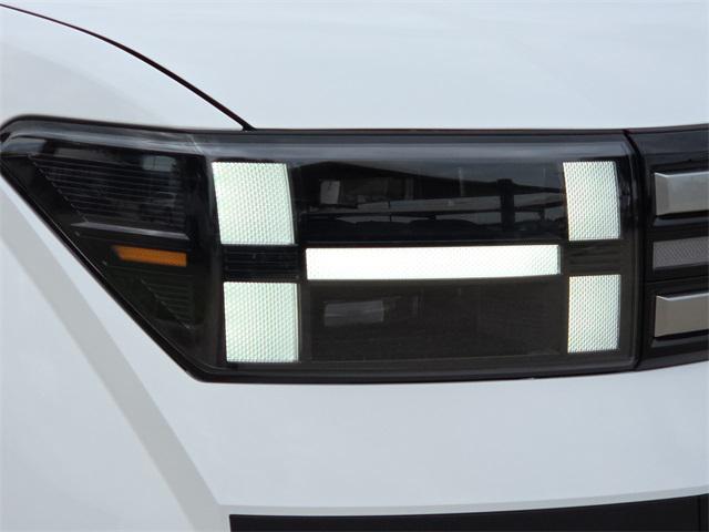 2026 Hyundai Santa Fe SEL photo 2