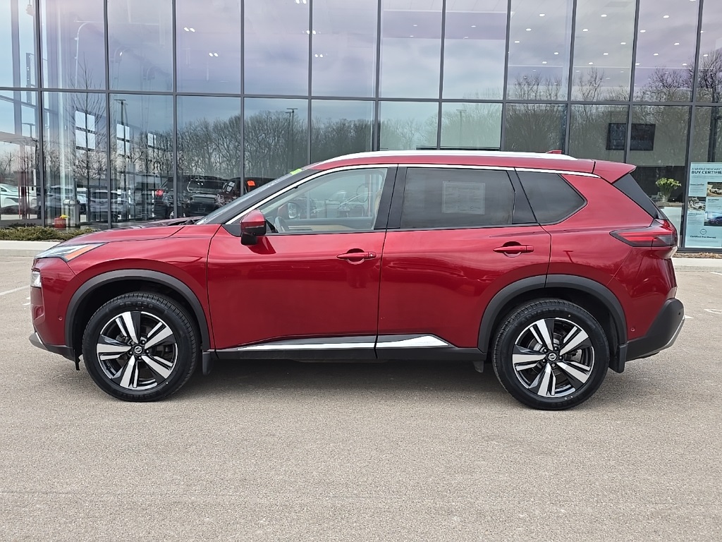 2021 Nissan Rogue Platinum photo 3