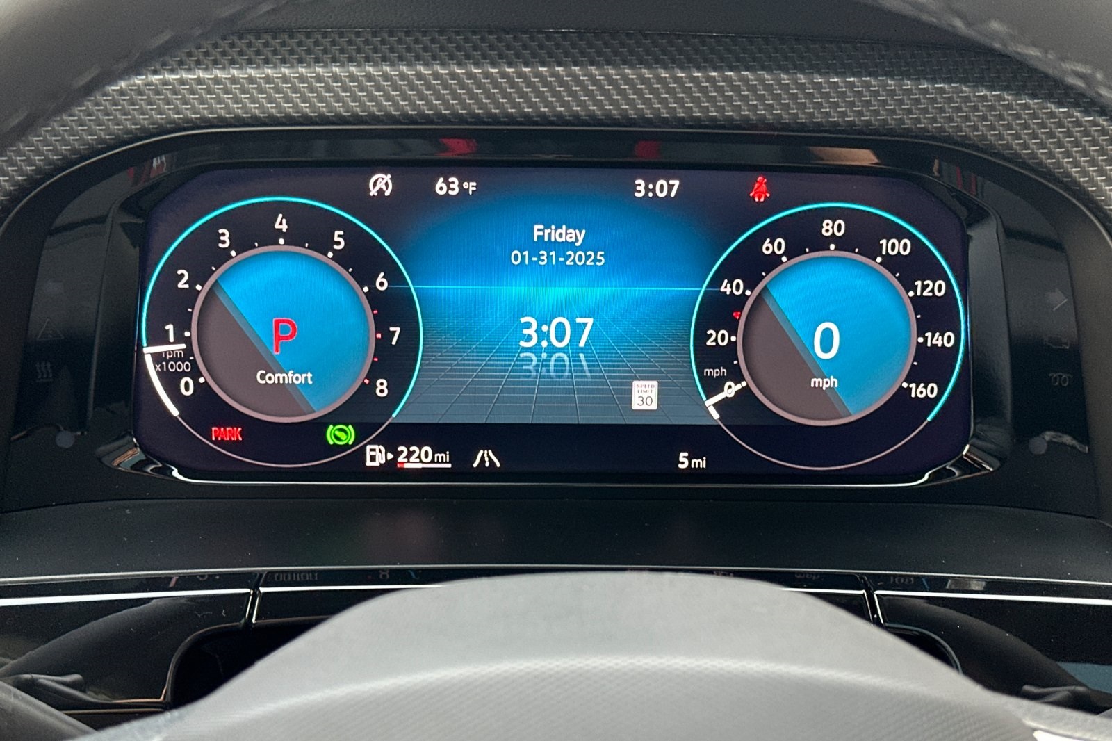 2025 Volkswagen Atlas Cross Sport SEL R-Line photo 19