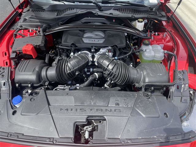 2025 Ford Mustang GT photo 4