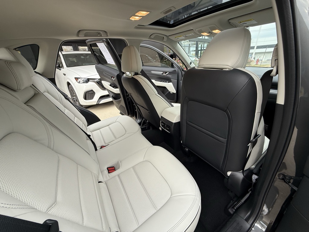 2025 Mazda CX-5 2.5 Premium Plus photo 4