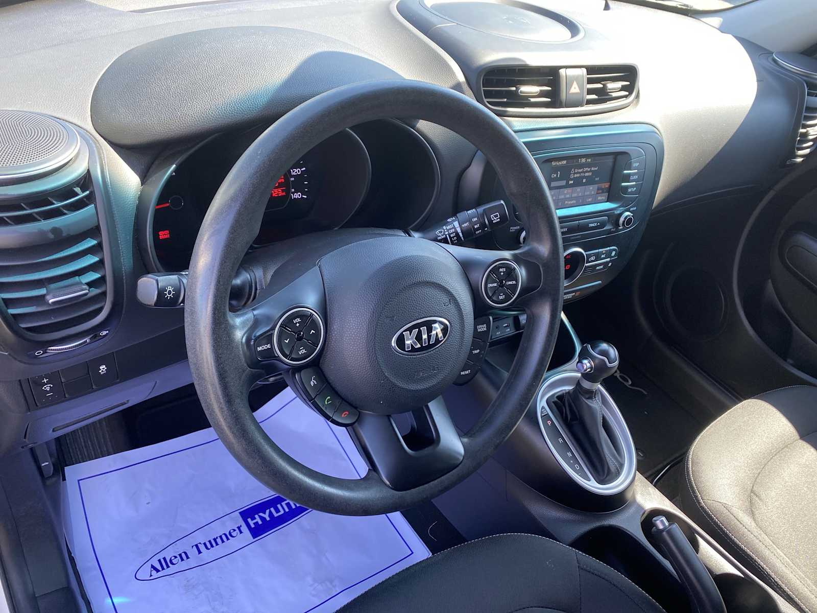 2017 Kia Soul Plus photo 10