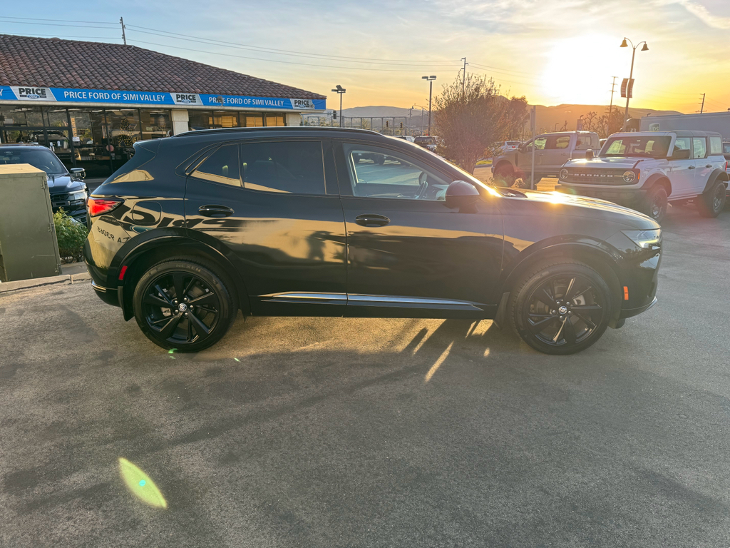 2022 Buick Envision Preferred photo 2