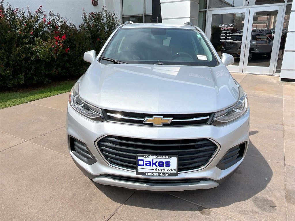 Used 2018 Chevrolet Trax LT with VIN 3GNCJLSB0JL163723 for sale in Kansas City