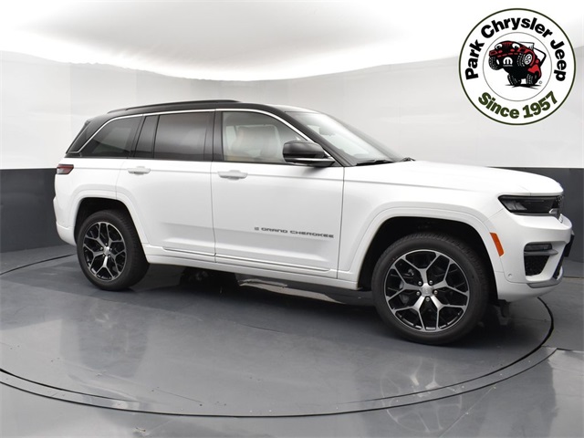 2025 Jeep Grand Cherokee Summit Reserve's photo