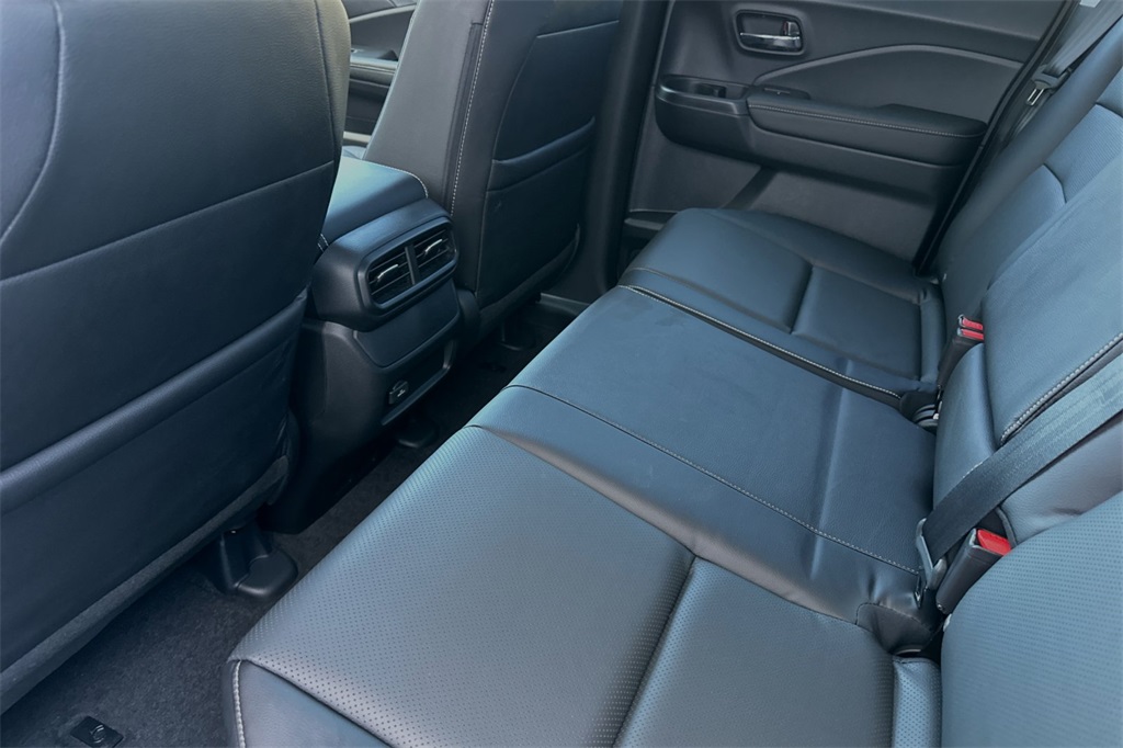 2024 Honda Ridgeline RTL photo 12