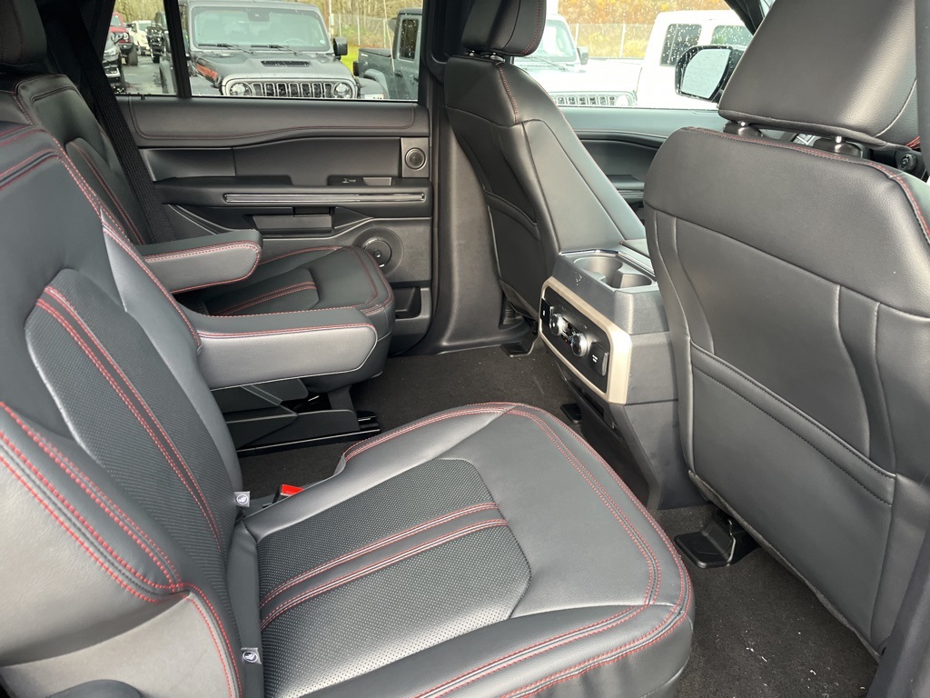 2024 Ford Expedition Limited photo 21