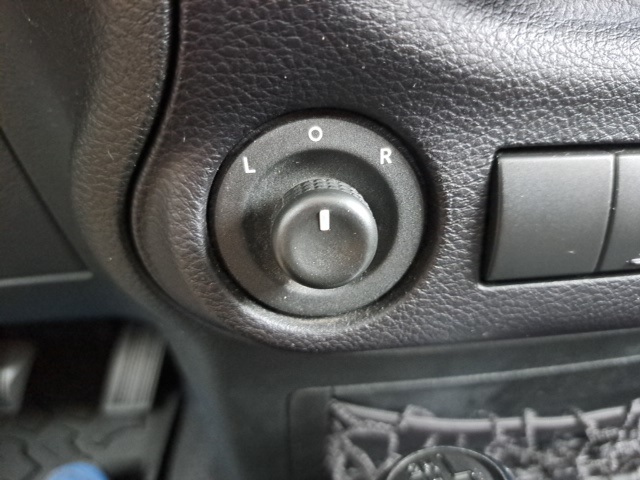 2016 Jeep Wrangler Unlimited Sahara photo 21