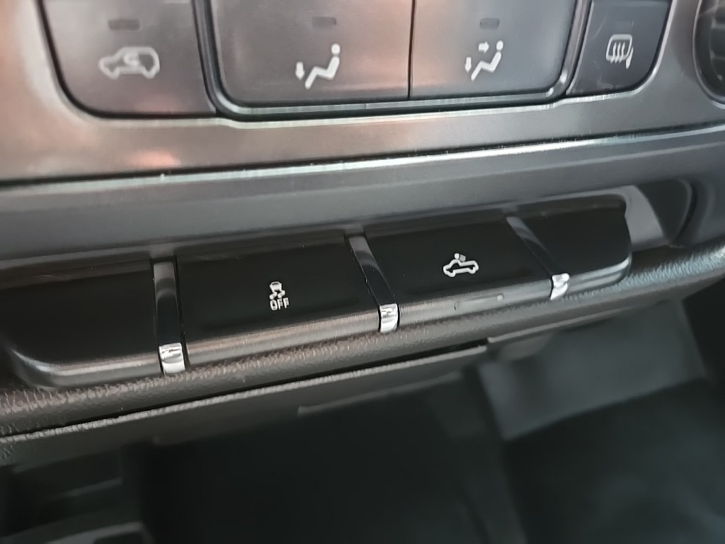 2015 Gmc Sierra Base photo 54