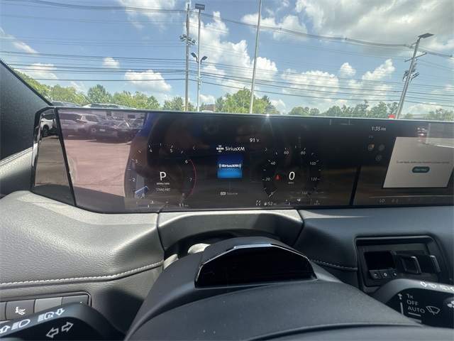 2025 Nissan Armada Platinum Reserve photo 10
