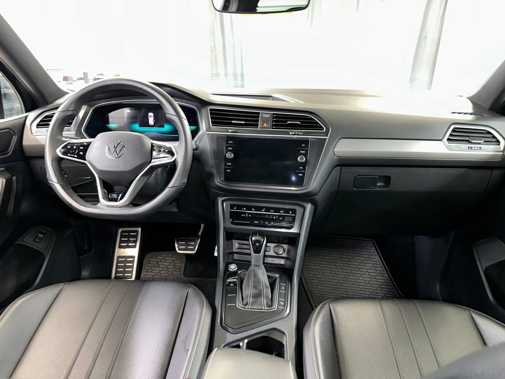 2024 Volkswagen Tiguan SE R-Line Black photo 31