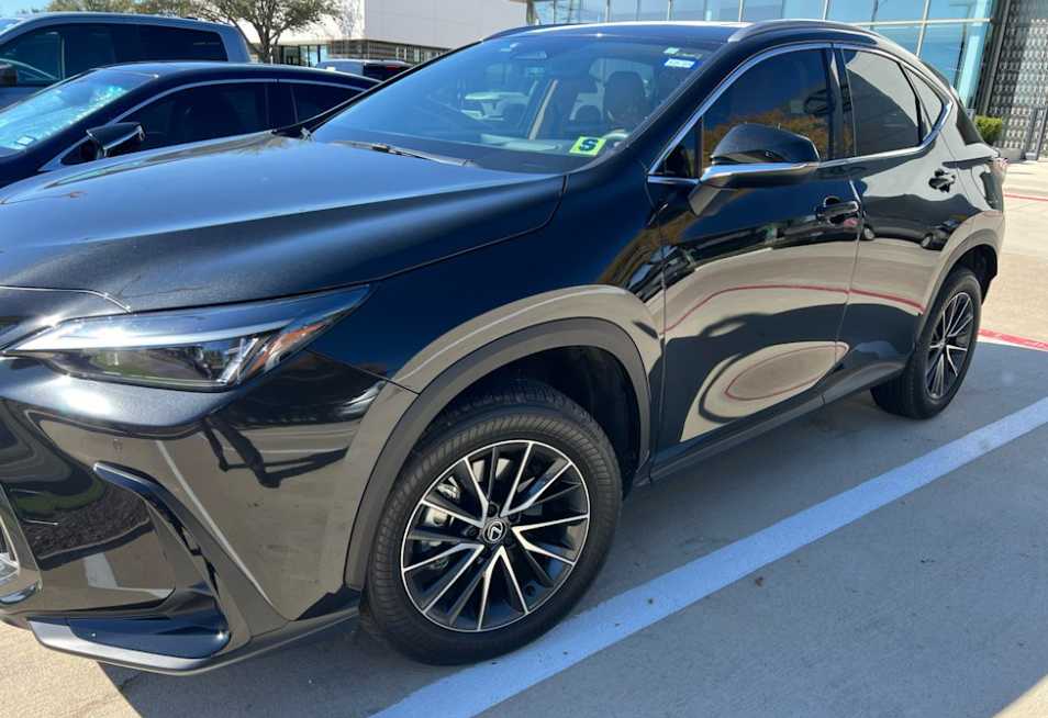 2024 Lexus NX 350's photo
