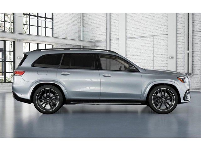 2026 Mercedes Benz GLS 580 4MATIC photo 2