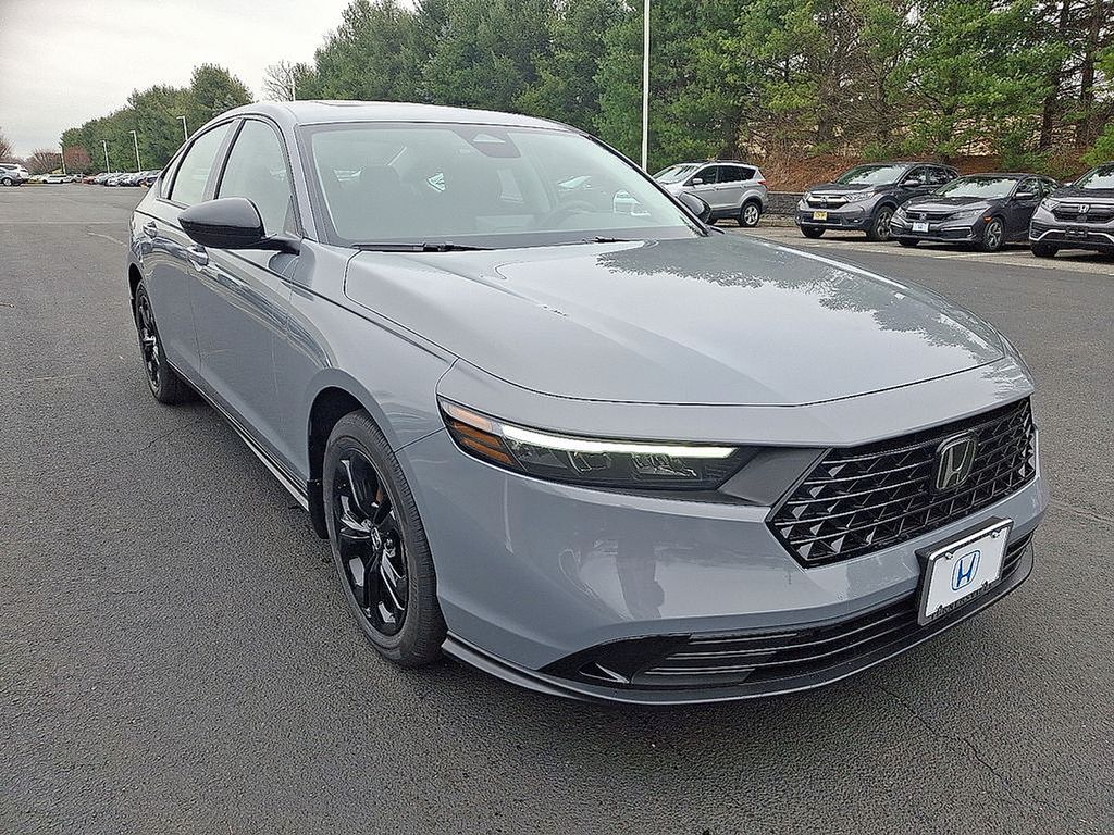 2025 Honda Accord SE photo 2