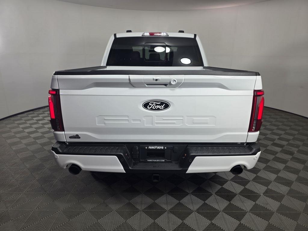 2025 Ford F-150 Lariat photo 4