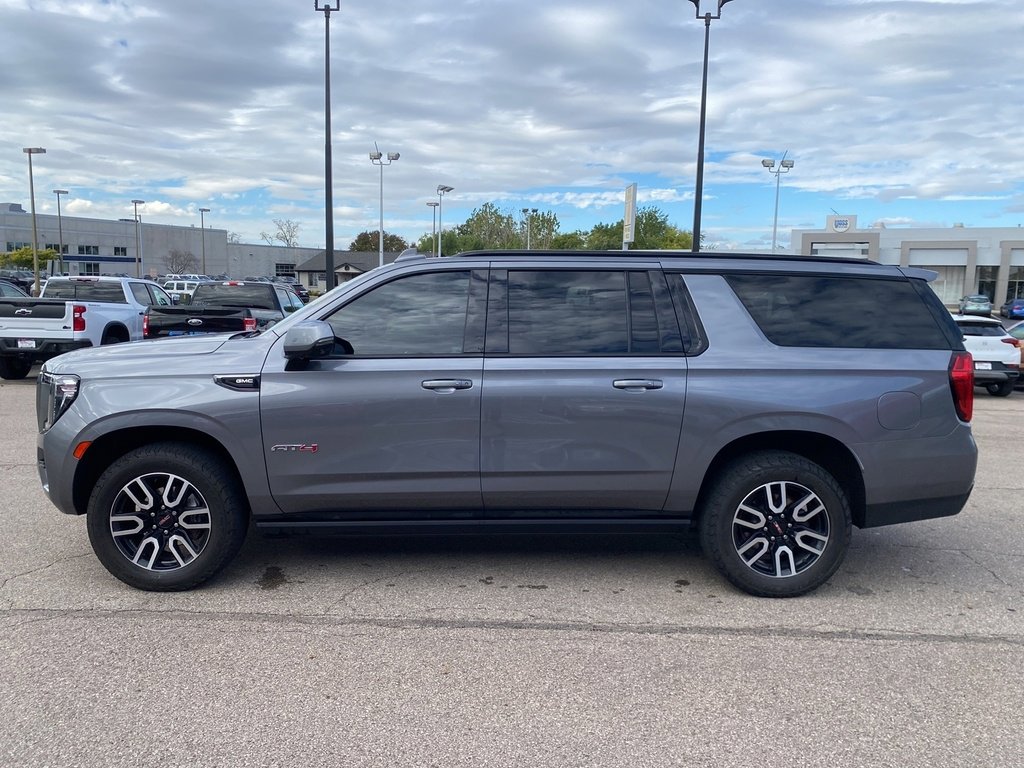 2021 Gmc Yukon XL AT4 photo 2
