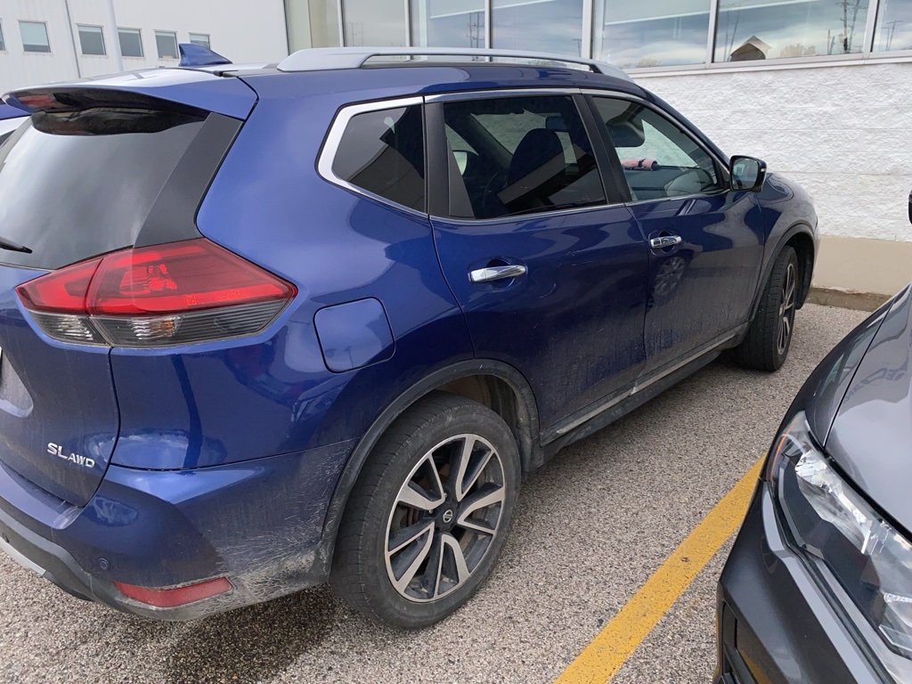 2020 Nissan Rogue SL photo 3