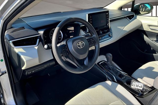 2021 Toyota Corolla LE photo 4
