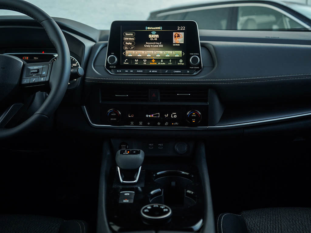 2026 Nissan Rogue SV photo 13