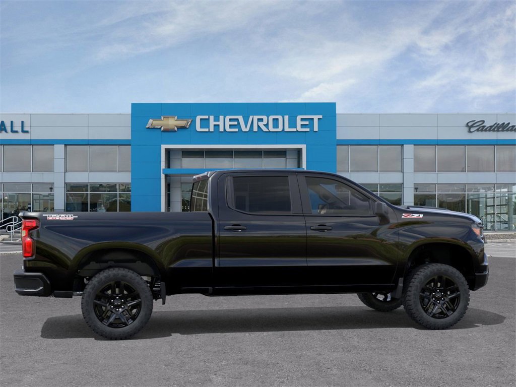 2026 Chevrolet Silverado 1500 Custom Trail Boss photo 4