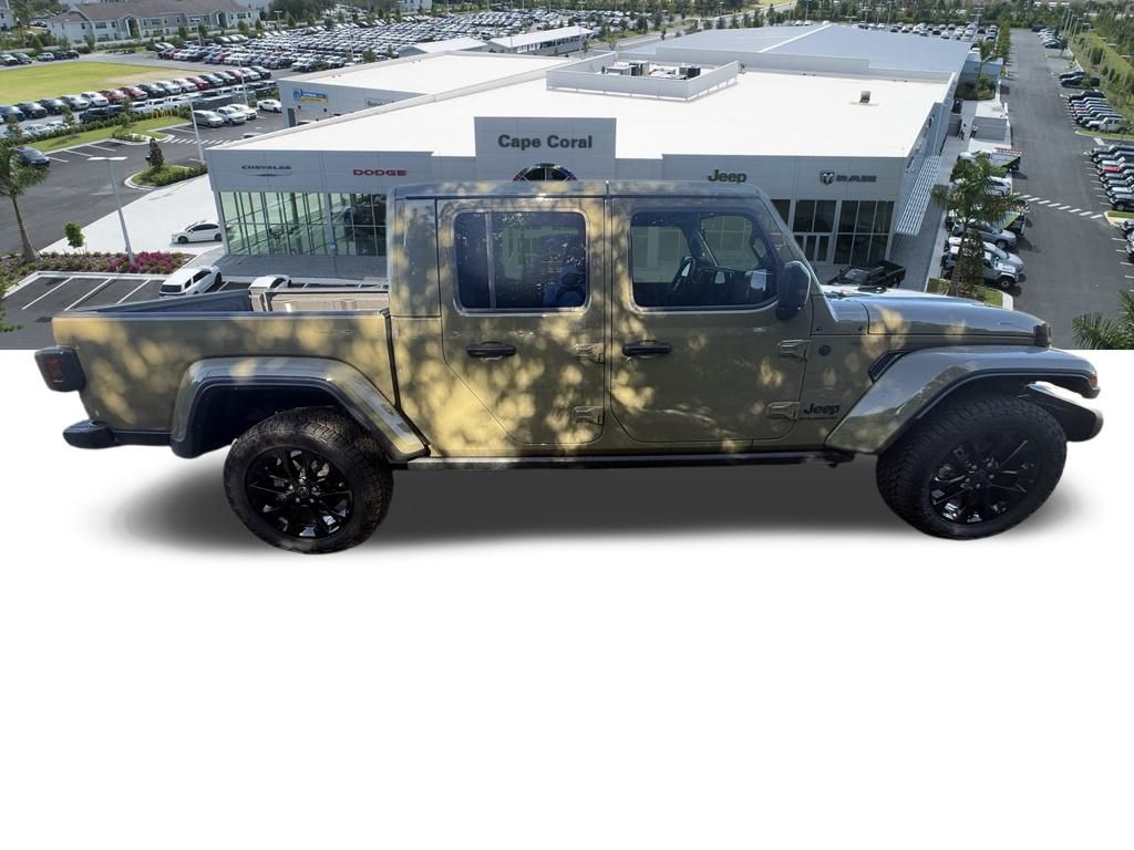 2025 Jeep Gladiator Sport photo 3