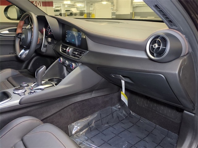 2025 Alfa Romeo Giulia SPRINT photo 27