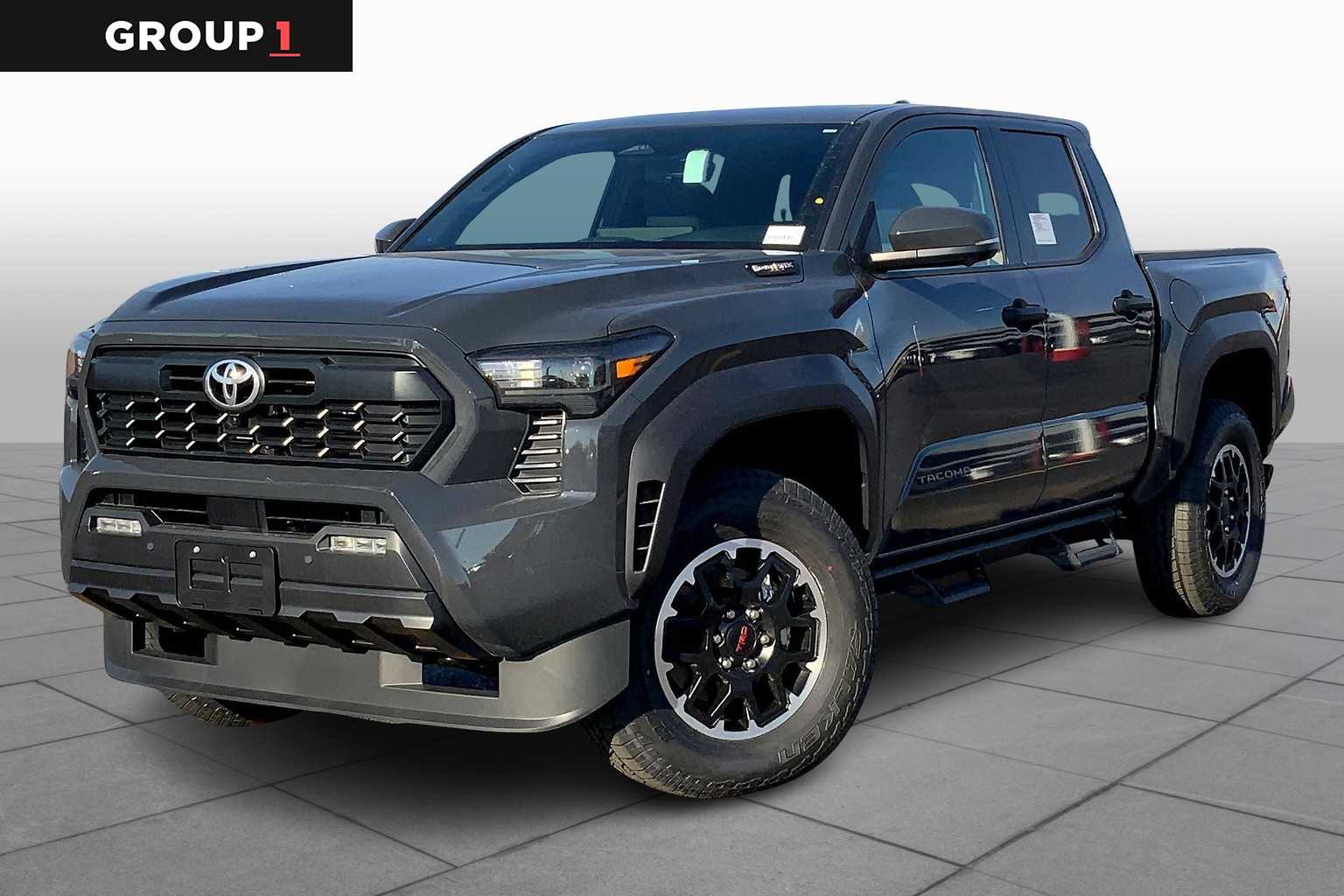 2025 Toyota Tacoma SR5 4x4 Double Cab photo 3