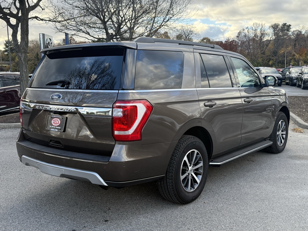 2019 Ford Expedition XLT photo 4