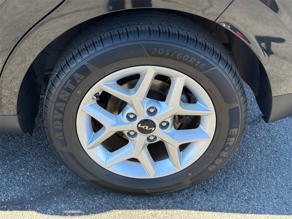 2023 Kia Soul LX photo 9