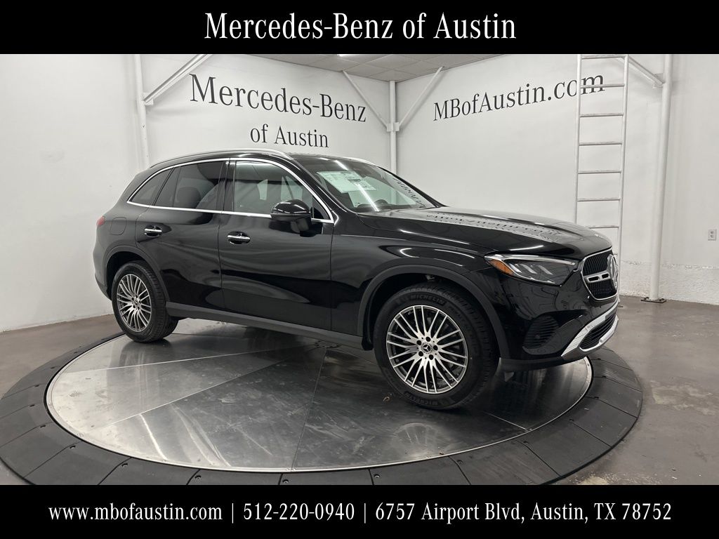 2026 Mercedes-Benz GLC Base's photo