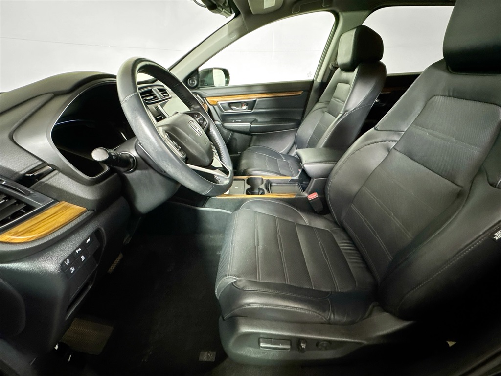 2020 Honda CR-V Hybrid Touring photo 6